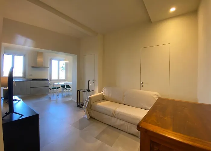 Tra Le Mura-central In