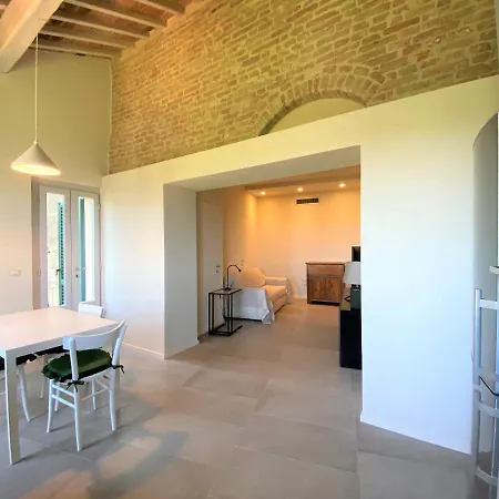 Tra Le Mura-central In Siena