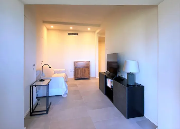 Tra Le Mura-central In * 锡耶纳