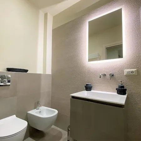 Tra Le Mura-central In